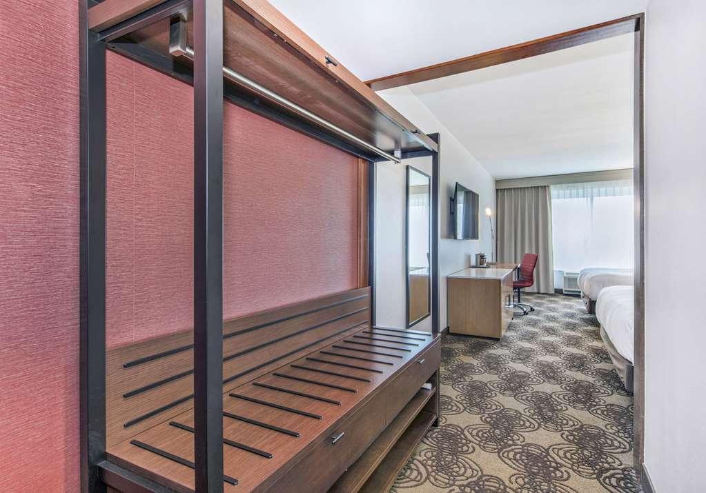 Doubletree By Hilton Raleigh-Cary Hotell Rom bilde